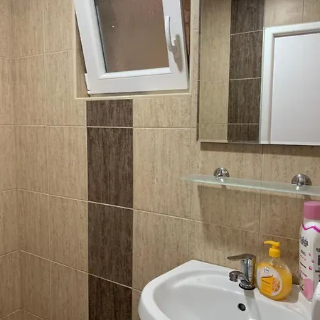Sunrise And Studios Sztar Dojran