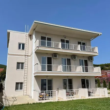 Sunrise And Studios Apartman
